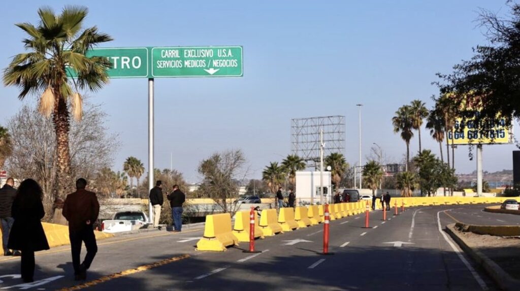 Access to the border crossing lane for medical tourism and business use at San Ysidro will now be through Paseo de los Héroes